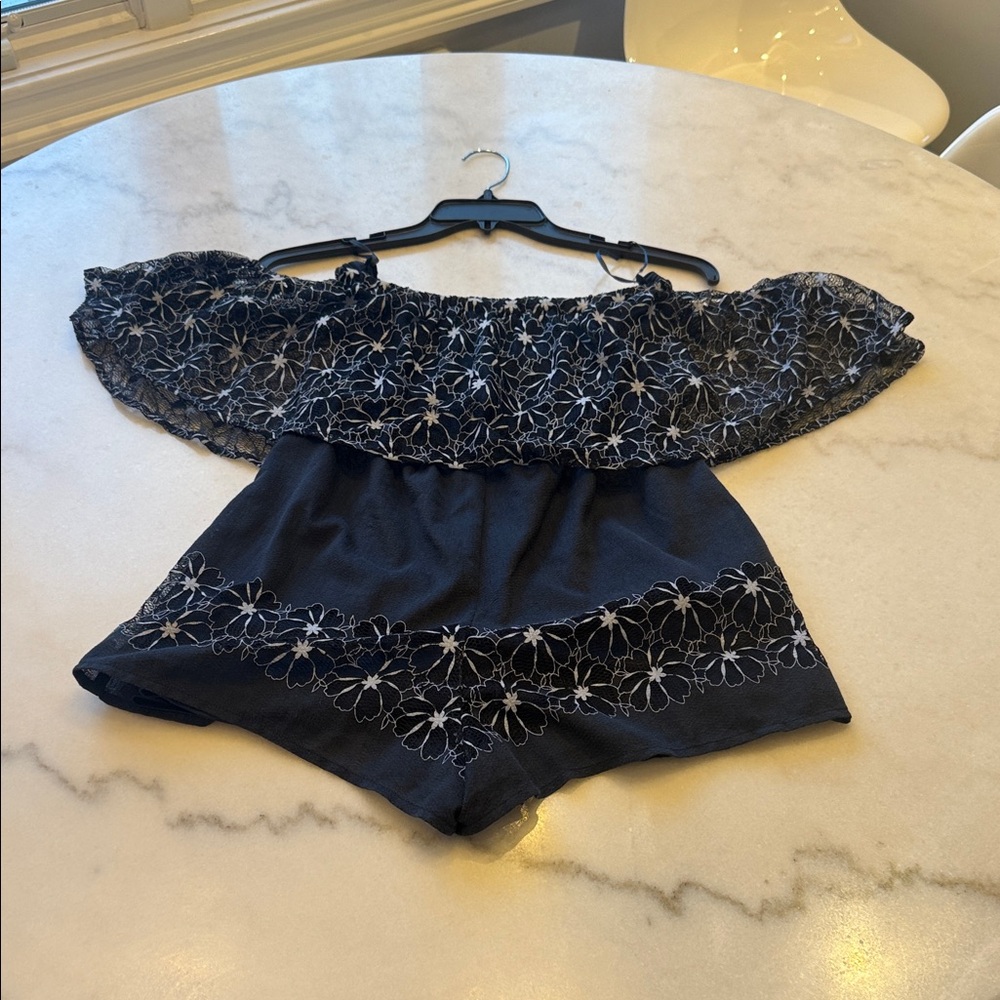 NWOT A. CALIN midnight navy Floral Lace Off-Shoulder Romper - Picture 4 of 6
